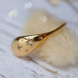 14k Solid Gold Celestial Ring: Diamond Starburst Signet