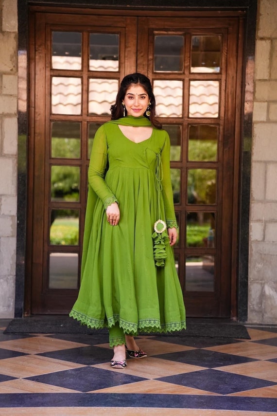 Buy Dresses/ Green Salwar Set/ Anaarkali/ Indian Fashion/ Designer Dress/  Indian Clothing/ Women Fashion/ Clothing Shop/ Fancy Dress/ Kurta Set  Online in India - Etsy