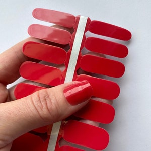Classic Red Nail Wraps