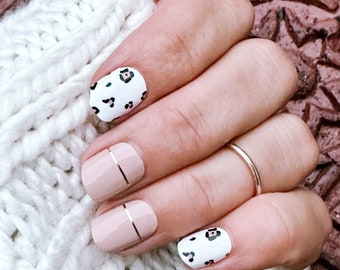 Easy Weekend Nail Wraps