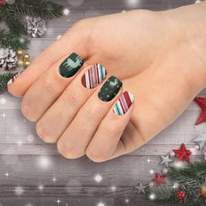 Reindeer Holiday Nail Wraps