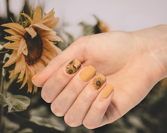 Sunflower Nail Polish Wraps: Easy DIY Manicure