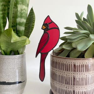 Stained Glass Cardinal Plant Pot Hugger, Cardinal Suncatcher Stained Glass Bird Plant Stake, Garden Accessories, Cardinal Yard Art