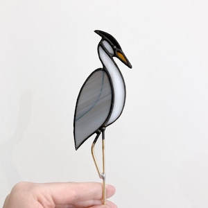 Blue Heron Stained Glass Plant Stake, Grey Heron Garden Decor, Bird Art Stained Glass Garden Stake image 3