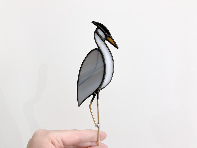 Blue Heron Stained Glass Plant Stake, Grey Heron Garden Decor, Bird Art Stained Glass Garden Stake image 3