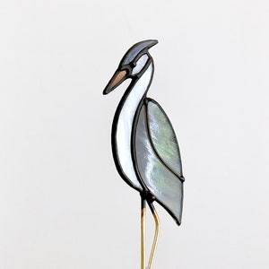 Blue Heron Stained Glass Plant Stake, Grey Heron Garden Decor, Bird Art Stained Glass Garden Stake image 4