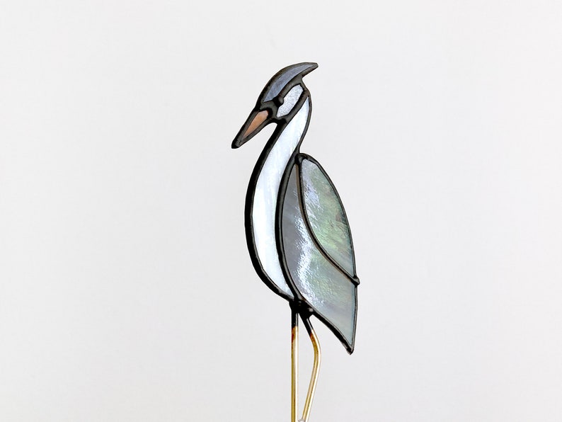 Blue Heron Stained Glass Plant Stake, Grey Heron Garden Decor, Bird Art Stained Glass Garden Stake image 4