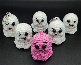 Mini Ghost Crochet Pattern PDF | No-Sew Amigurumi Halloween Decoration | Easy Beginner Friendly Plush Keychain