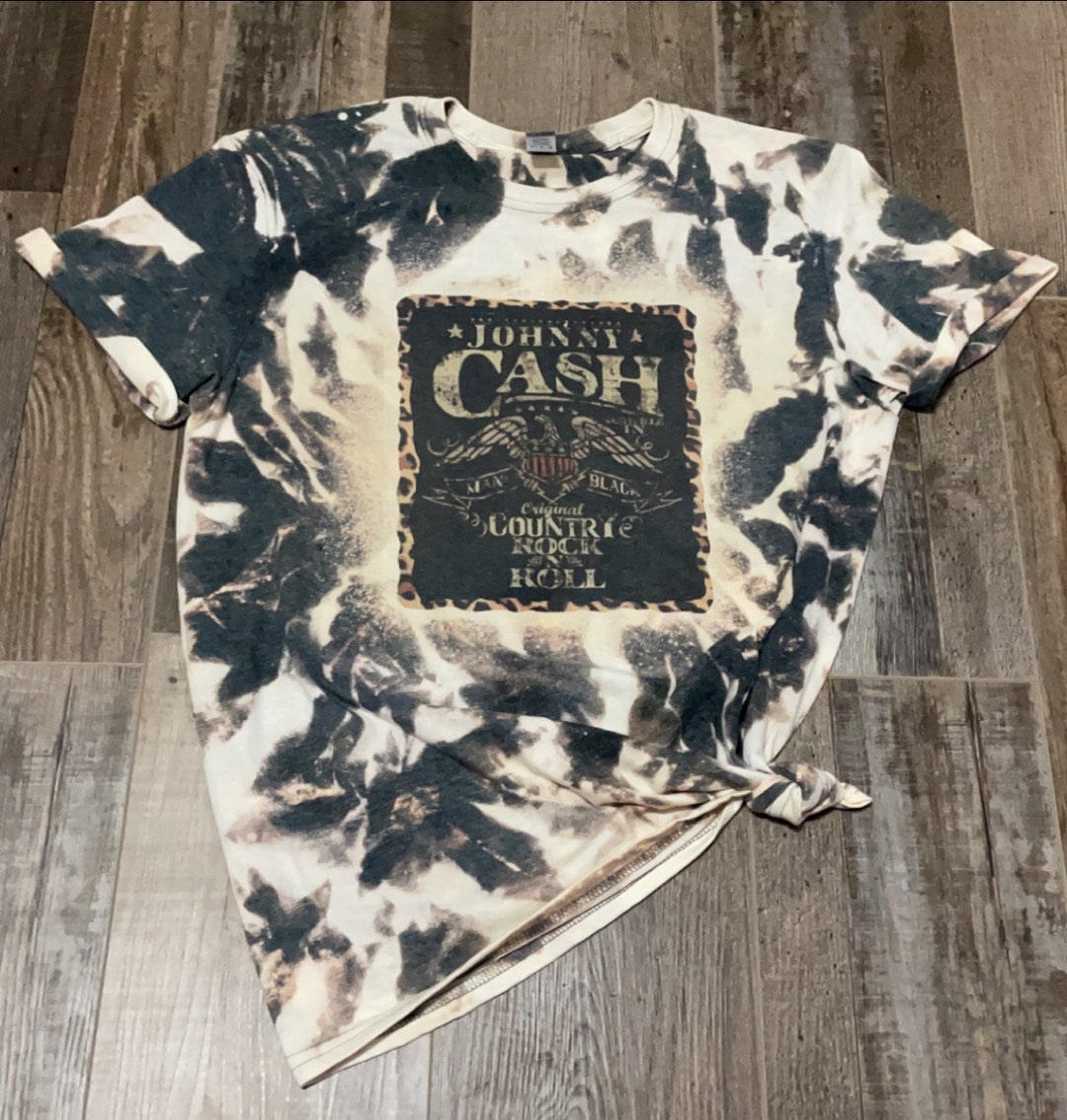 Johnny Cash Graphic Tee - Etsy
