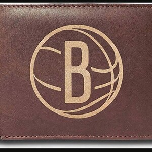 Billetera con logotipo de bola de canasta: rfid que bloquea el cuero de vaca grabado con láser slimfold hombres de gran capacidad titular de tarjeta de crédito marrón de lujo