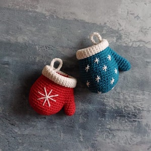Crochet ornaments pattern, christmas ornaments gloves pattern, Christmas tree ornaments, christmas decorations pattern, crochet pattern DIY