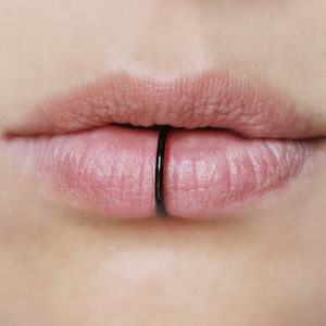 NO PIERCING Extra Thick Lip Ring BLACK, 16 gauge, lip cuff, faux lip ring, fake piercing Labret cosplay coachella minimalist thick lip ring