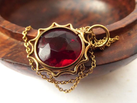 1920s Art deco red glass watch fob pendant, red g… - image 5