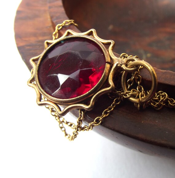 1920s Art deco red glass watch fob pendant, red g… - image 4