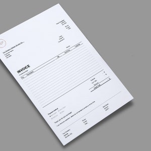 Plantilla de factura comercial, totalmente editable e imprimible en MS Excel con logotipo comercial, 3 idiomas incluidos