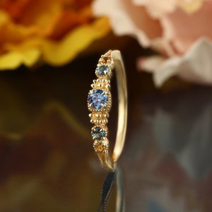 Anel de noivado redondo de alexandrita de laboratório, anel vintage de ouro rosa milgrain, anel de casamento de citrino com topázio azul de Londres, anel de noivado exclusivo para aniversário