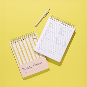 Wavy Stripes Undated Daily Planner – Time Blocking, ADHD-Friendly
