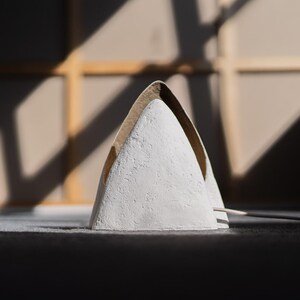 Table lamp triangle sheped, custom colors,  for side tables bedroom, handmade from paper mache | Piska Lamp