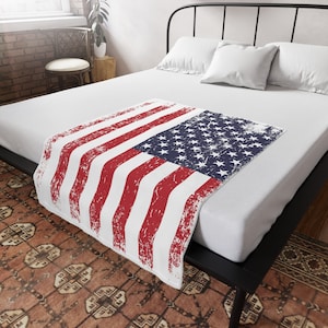 American Flag Fleece Blanket 30&quot; x 40&quot;, Gift Idea for Dad, Patriotic Blanket, Gift Idea for Mom, Winter Blanket, American Flag Throw