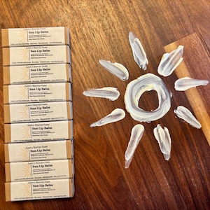 mineral lip sunblock // lip balm with zinc oxide // tallow lip balm // moisturizing lip balm