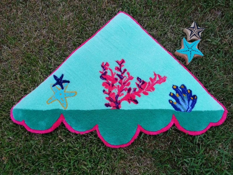 Triangle Wool Doormat Ocean Wavy Turquoise Corner Rug image 7