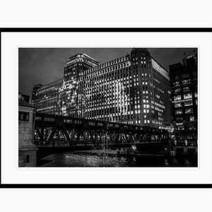 Merchandise Mart Photo | Chicago Photography | Wall Art | Christmas Gift | Night Photo Print | Fine Art | Architecture Photography