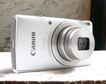 Canon Ixus 185 Silver Camera | Capture in Style | Easy-to-Use Compact Digital | Perfect for Everyday Photography, Y2K Digital Excellent