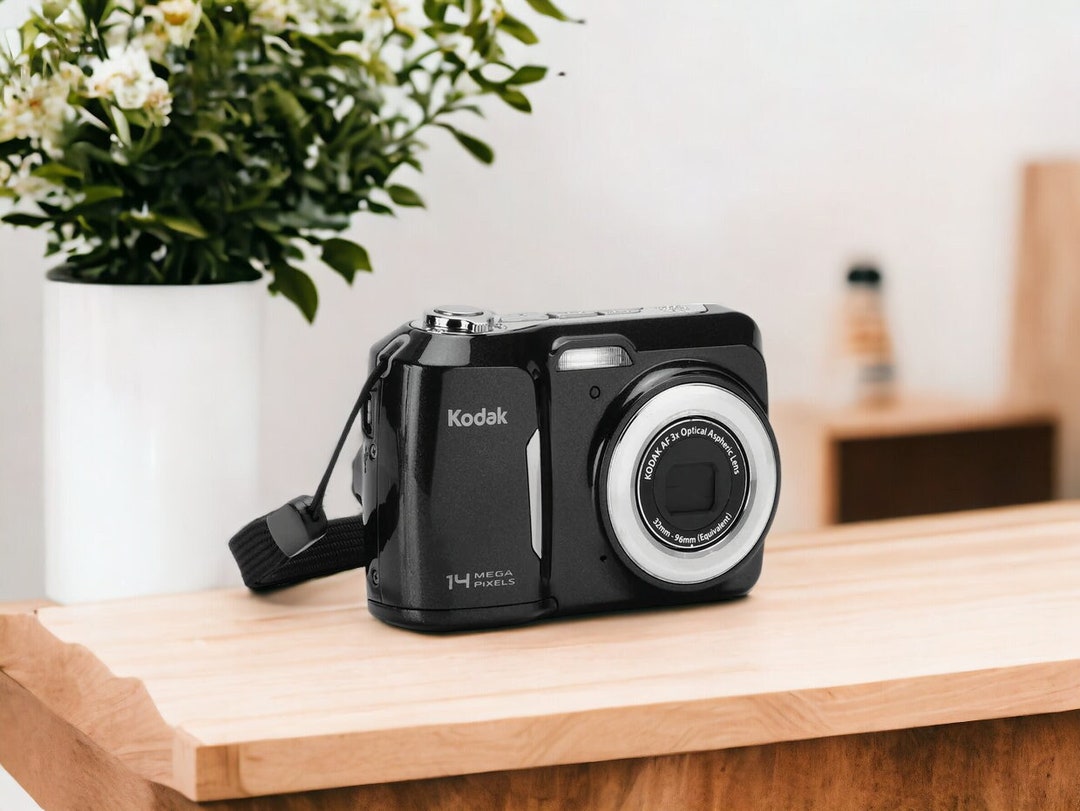 Kodak Easyshare C183 Digital Camera 14MP, 3x Optical Zoom, Easy to Use