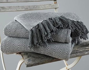 Grey Large Grey Throw Throws zigzag Patterned Warm Cozy Sofa Throw Cover Soft Blanket Bed Soft Tassle Throw Beautiful with Tassles Gifts