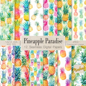 Op de afbeelding: Twaalf digitale papieren met een naadloos patroon van aquarel-ananas in verschillende kleuren, waaronder roze, blauw, geel en groen. De papieren zijn 12x12 inch en 300 DPI. De tekst "Pineapple Paradise" en "12 Seamless Digital Papers" is in de afbeelding opgenomen.