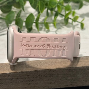 Personalized Mom Engraved watch band, Engraved Watch Band Compatible with Apple watch band Mom, Gifts for mom, Mothers day