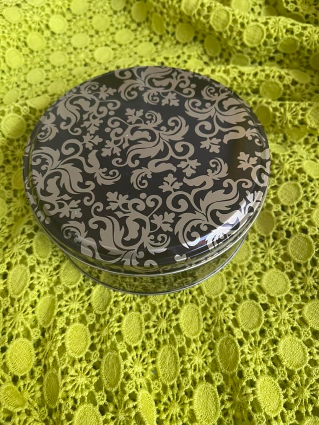 Small Memory Button Tin, ASMR - Etsy