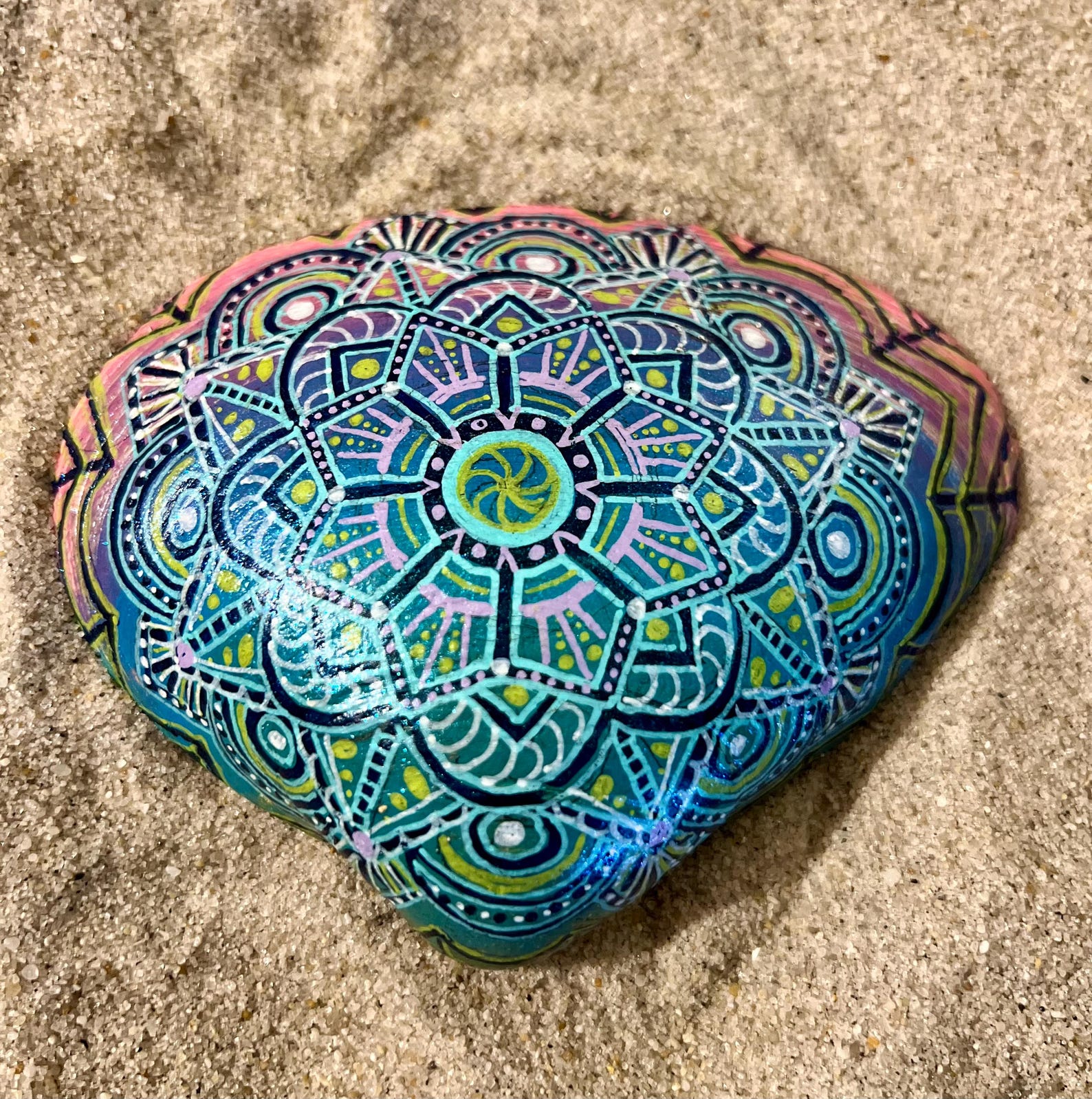 Hand-painted symmetry Seashell - Etsy