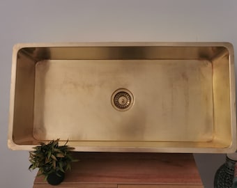 Fregadero de cocina de latón calibre 16 sin lacar de 32" x 16" hecho a medida