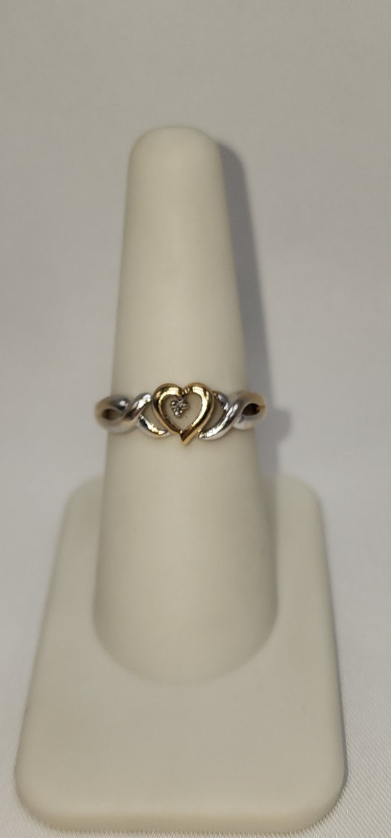 10k Gold Heart ring