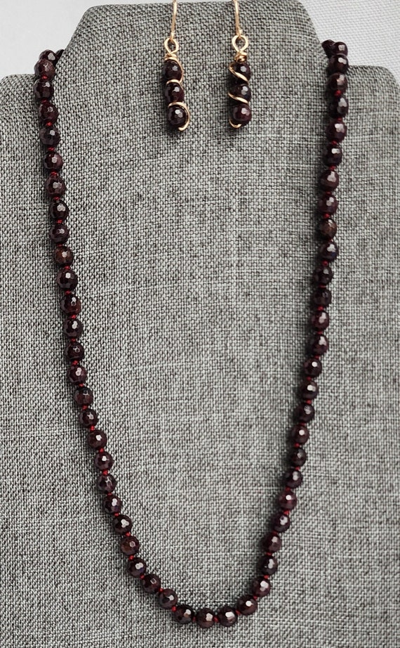 Garnet necklace - image 1