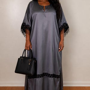 Grå Mikado Kaftan Plus Size Boubou Klänning med Spetskant Elegant Klänning - One Size