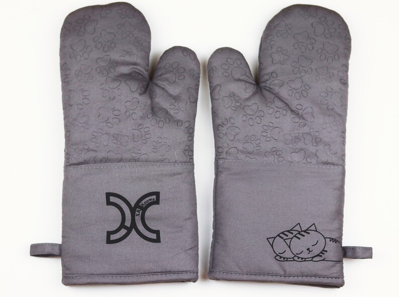 Cat Oven Mitts and Potholders Set - Thumbnail 3