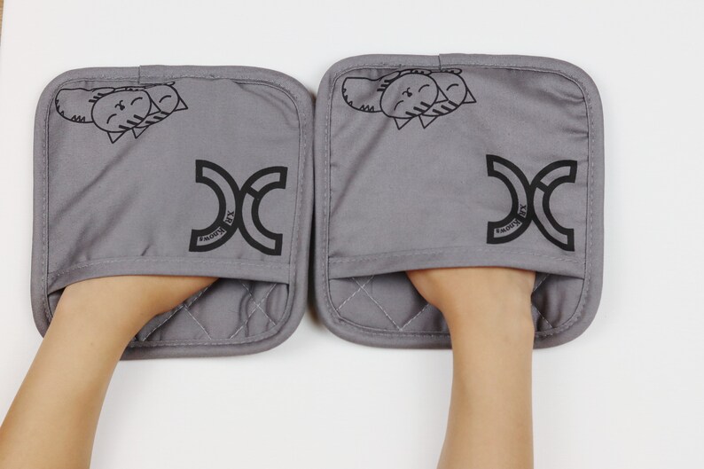 Cat Oven Mitts and Potholders Set - Thumbnail 4