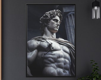 Puede incluir: Una fotografía en blanco y negro de una estatua de mármol de un hombre con un físico musculoso. La estatua está posada con un brazo levantado y el otro a su lado. La estatua está colocada sobre un fondo oscuro.
