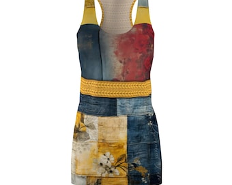 Puede incluir: Vestido sin mangas con diseño patchwork. El vestido presenta una mezcla de mezclilla, estampados florales y abstractos en tonos azules, amarillos y rojos. Un cinturón trenzado amarillo acentúa la cintura. El vestido tiene espalda redonda y un panel beige texturizado.