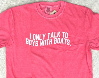 Maglietta/T-shirt con ragazzi e barche