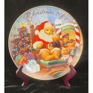 Vintage Avon Porcelain Collector&#39;s Plate &quot;A Visit From Santa&quot;