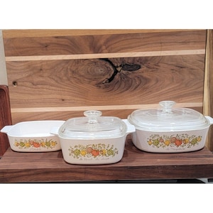 Vintage Corning Ware Dishes