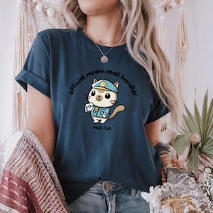 Mail Cat Shirt, Funny Postman Cat Graphic Tee, Meow-Mail Handler Gift, Cute Kitty Postal Worker T-Shirt, Kawaii Animal Cartoon Top