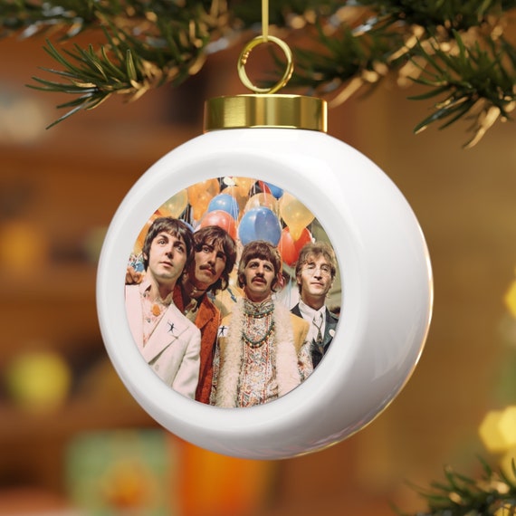 ビートルズ　オーナメント Beatles x Radko Sgt. Pepper's Yuletide Drum Ornament - The Beatles