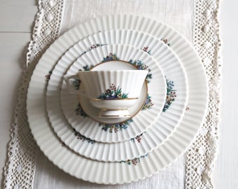 Vintage Cinderella by Lenox 8.5