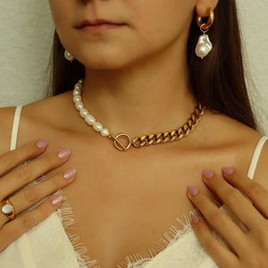 Pearl Choker Necklace Baroque Pearl Vintage Thick Chunky Chain Choker WATERPROOF Necklace Pearl Hoop Earrings Victorian Collar Jewelry Set