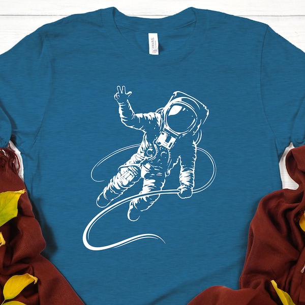 spaceman shirts, astronaut T-shirt, spacewoman shirt, cosmonaut tees, astronaut draw tees, astronaut spacesuit tees, funny astronaut shirts