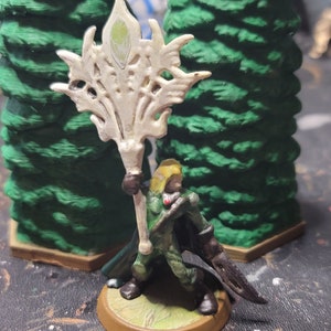 Acolarh - Ullar Flag bearer - Heroscape - RPG- DnD - Miniatures